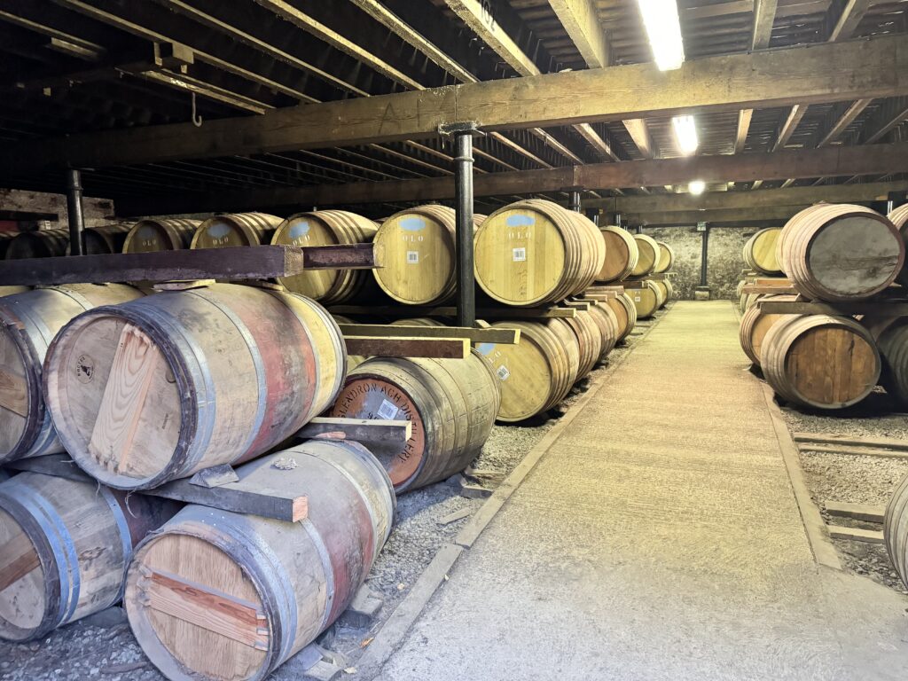 Whisky full maturation in casks 